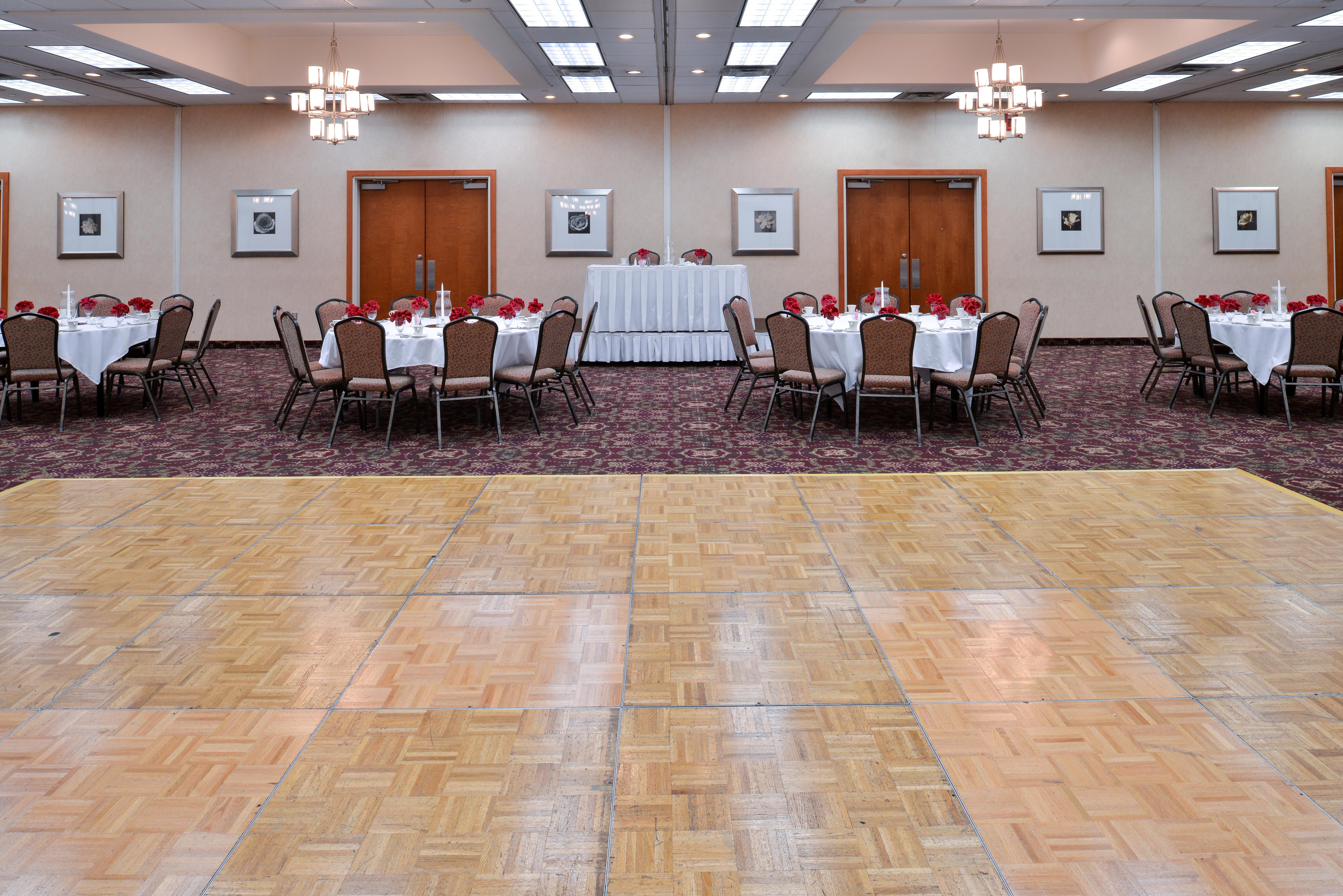 Holiday Inn Martinsburg By Ihg Екстер'єр фото