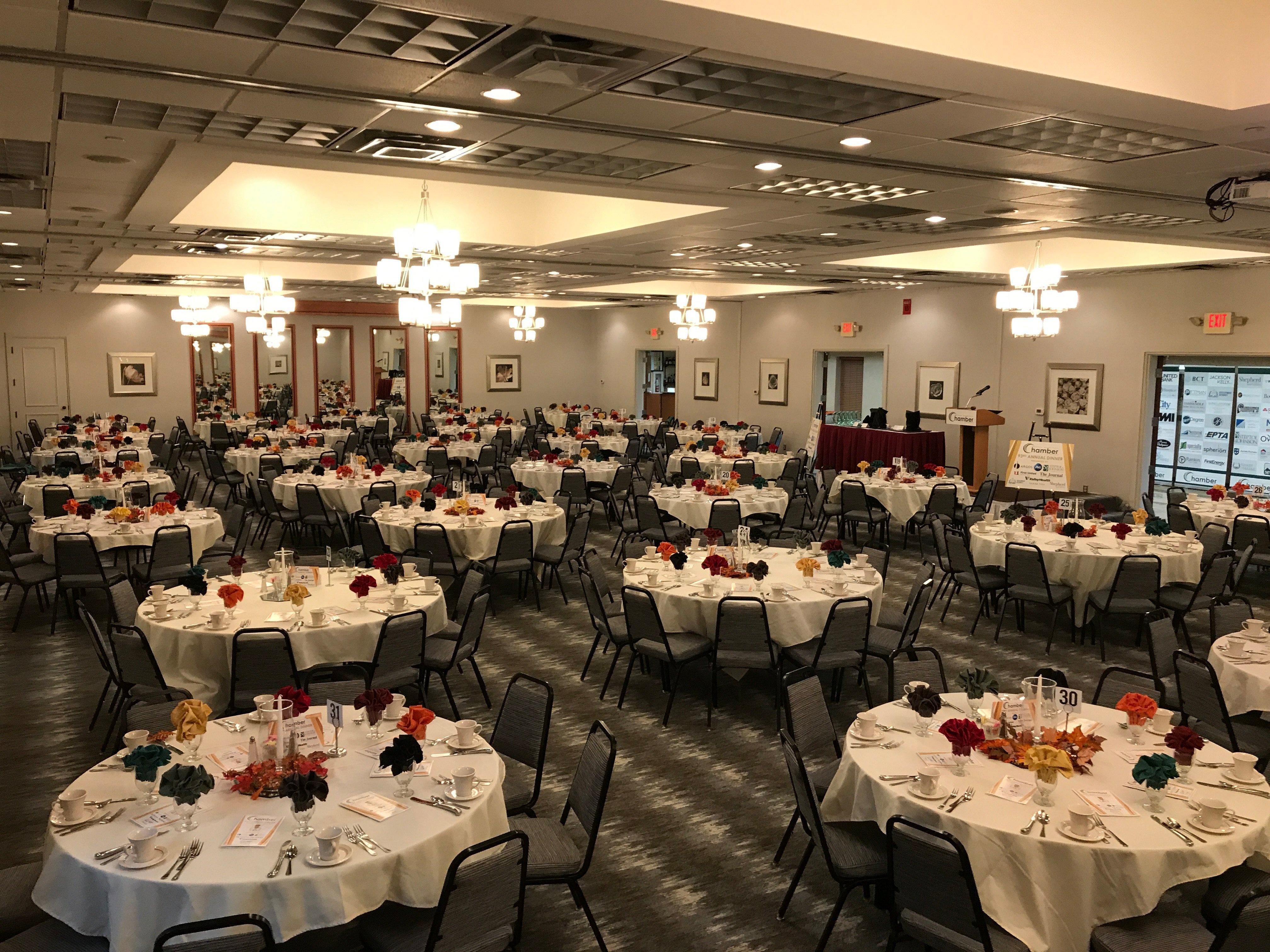 Holiday Inn Martinsburg By Ihg Екстер'єр фото